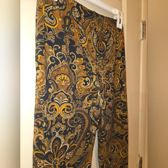 Nine Lives Bazaar Zeppelin Flares Paisley - Picture 8 of 9